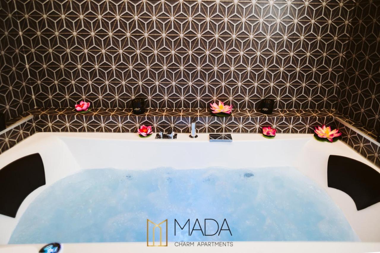 Mada Charm Apartments Jacuzzi Vernazza Exteriör bild